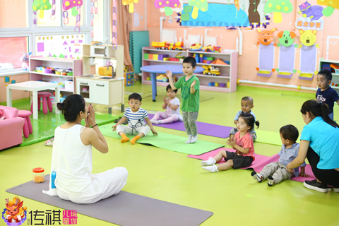 5个小妙招教您将孩子的注意力迅速吸引到儿童瑜伽课上！
