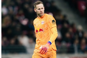 莱比锡官方：门将古拉茨左膝内侧韧带撕裂，预计将缺席至三月底